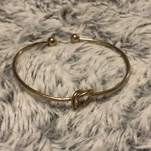 Knot bracelet